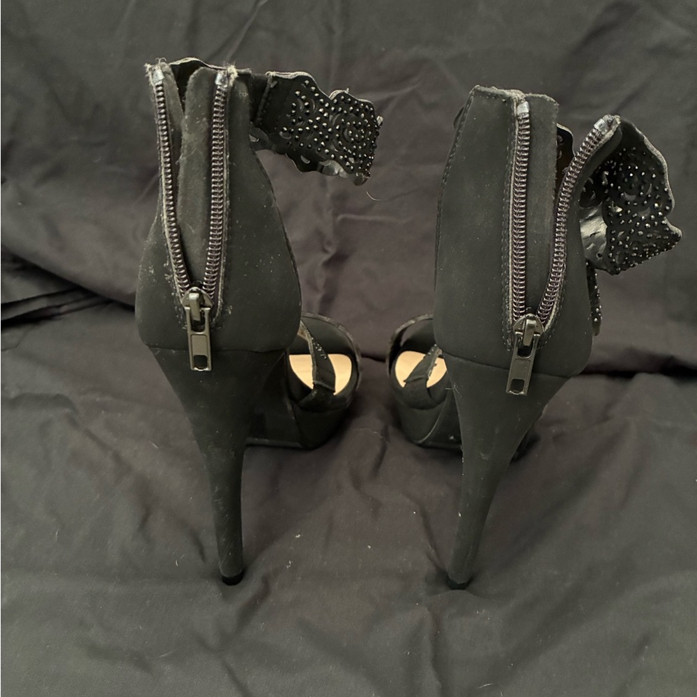 Marco Republic Elegant Heels - Picture 3 of 5